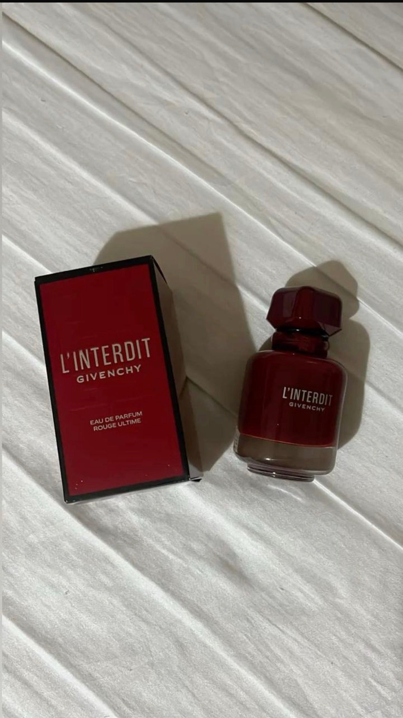 L’INTERDIT GIVENCHY