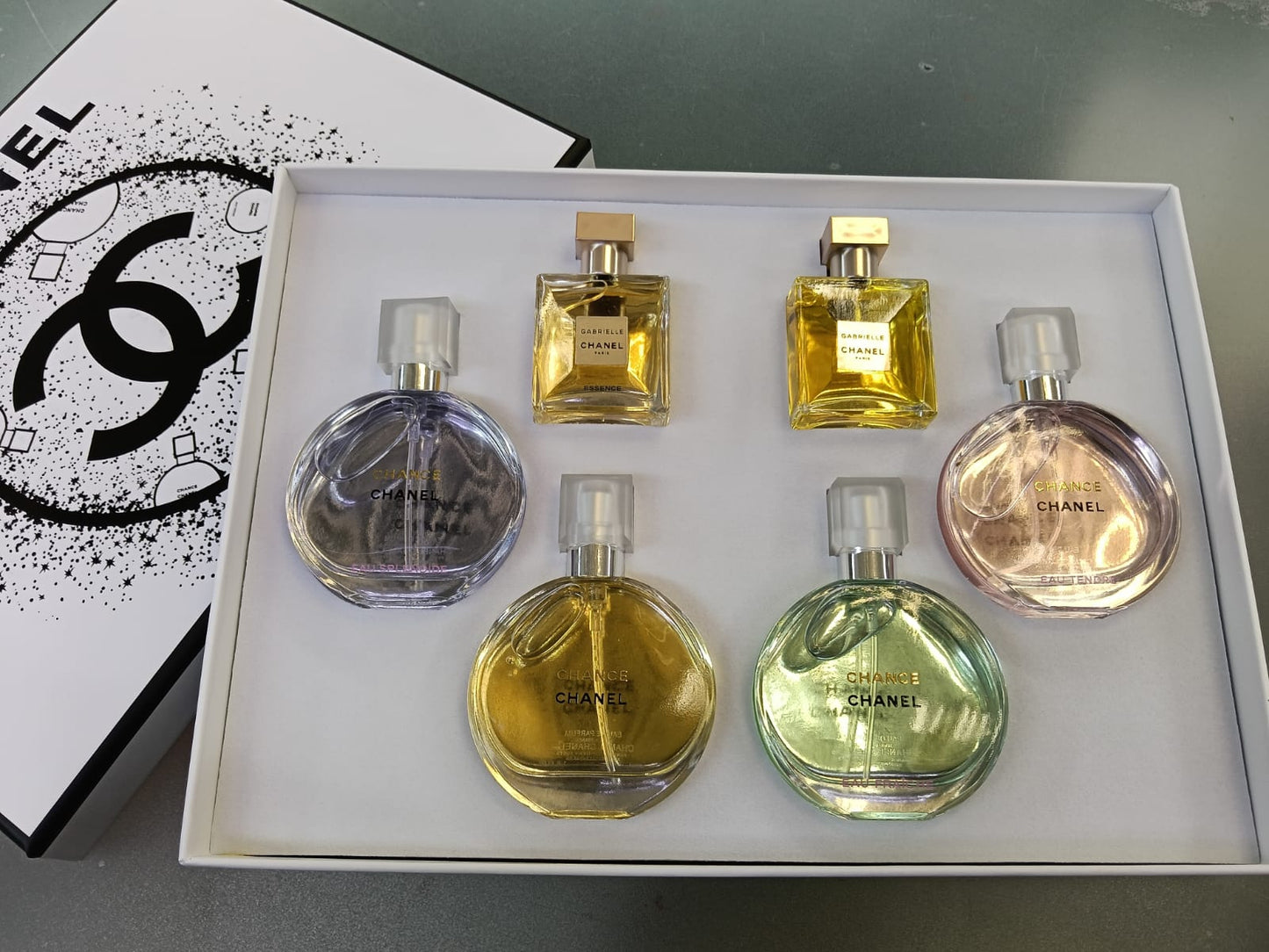 Channel Box “ 6 mini perfumes”