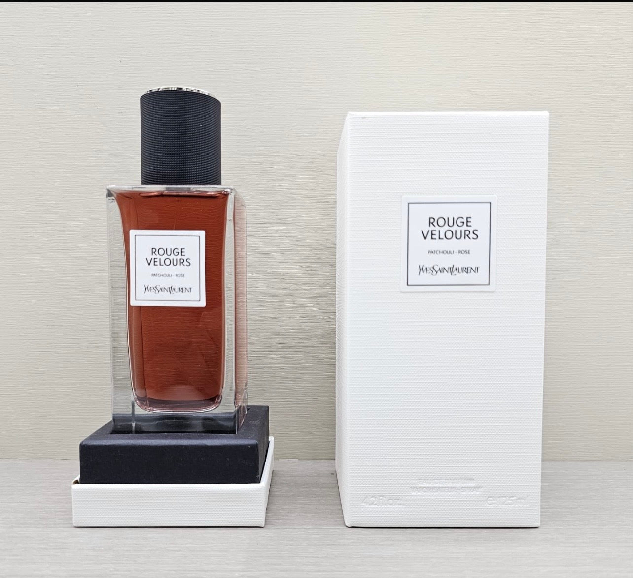 Yves Saint Laurent — Rouge Velours